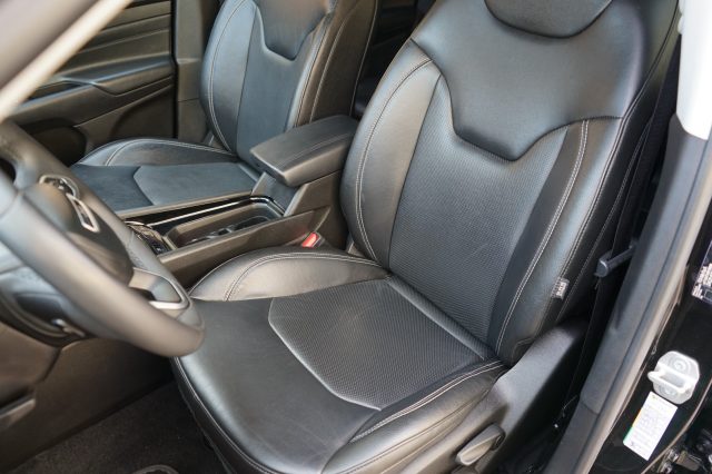 JEEP Compass usata, con Autoradio