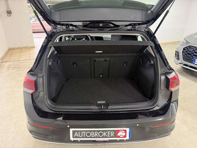 VOLKSWAGEN Golf usata, con Touch screen