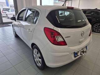 OPEL Corsa usata, con ESP