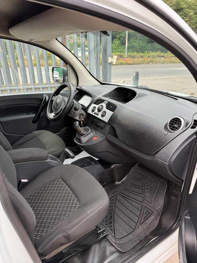 RENAULT Kangoo usata 10