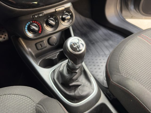 OPEL Corsa usata, con Bluetooth