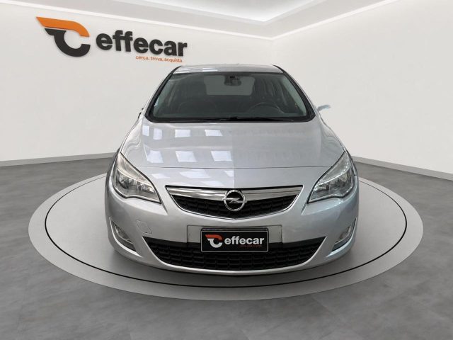 OPEL Astra usata, con Airbag
