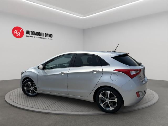 HYUNDAI i30 usata, con Airbag laterali