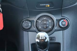 FORD Fiesta usata, con Specchietti laterali elettrici