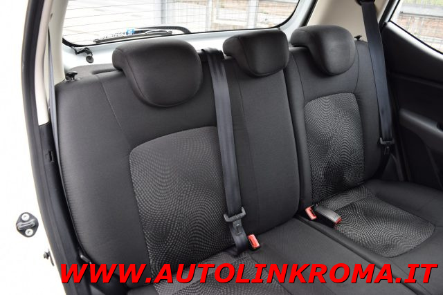 HYUNDAI i10 usata 13