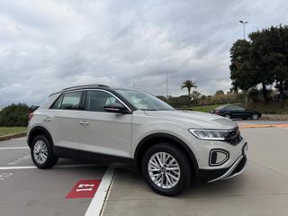 VOLKSWAGEN T-Roc usata, con Sistema di avviso di distanza