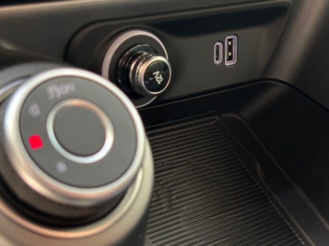 ALFA ROMEO Tonale usata, con Autoradio digitale