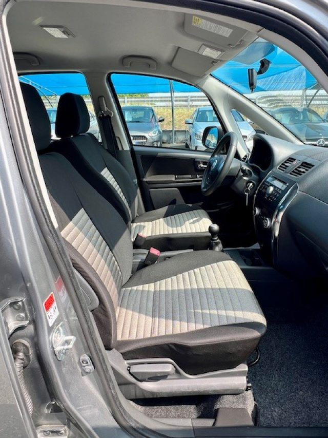 FIAT Sedici usata, con Climatizzatore