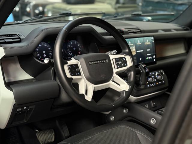 LAND ROVER Defender usata, con Autoradio