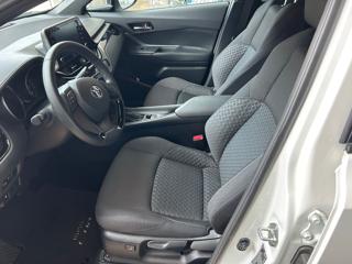 TOYOTA C-HR usata, con Climatizzatore