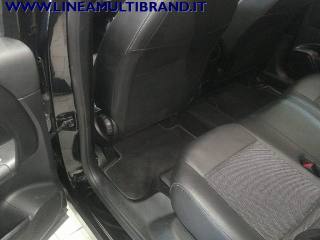 MERCEDES-BENZ GLB 180 usata, con Autoradio