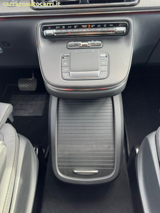 MERCEDES-BENZ V 250 usata, con Isofix