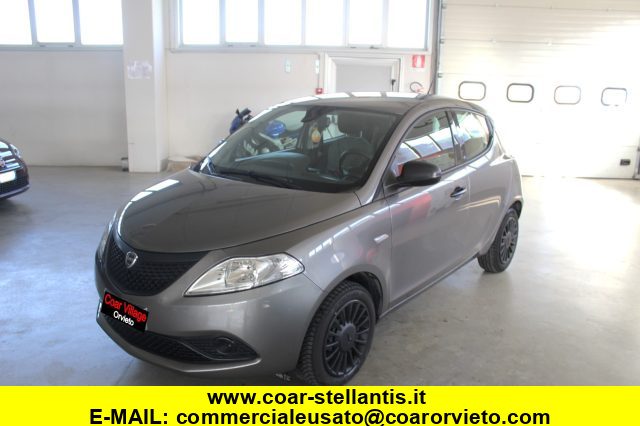 LANCIA Ypsilon usata, con ABS