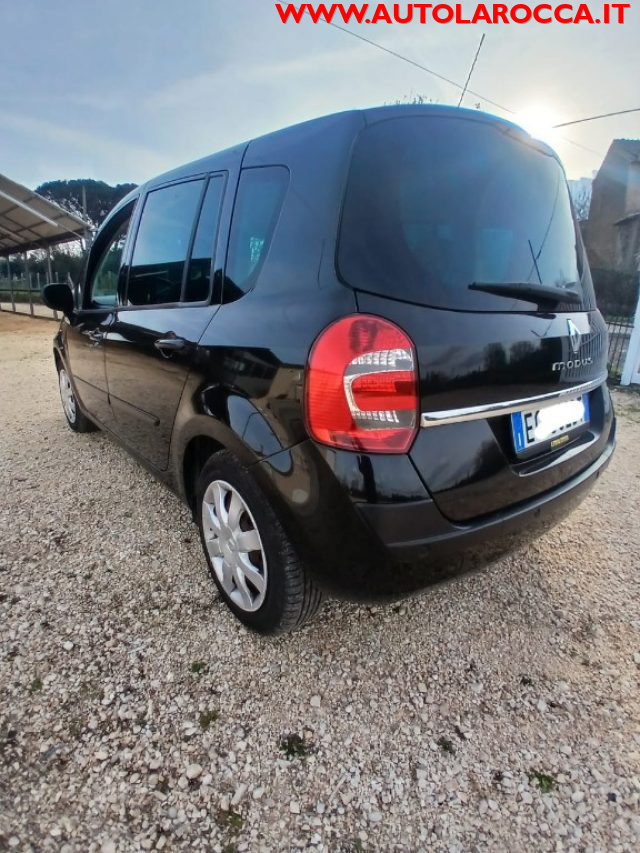 RENAULT Grand Modus usata, con Chiusura centralizzata