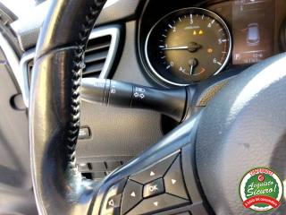 NISSAN Qashqai usata, con Vetri oscurati