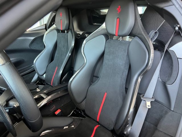 FERRARI SF90 usata, con Interni in pelle