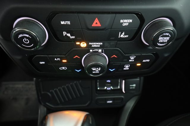 JEEP Renegade usata 8