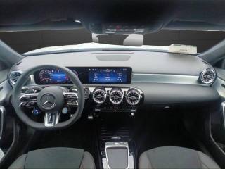 MERCEDES-BENZ A 35 AMG usata, con Cronologia tagliandi