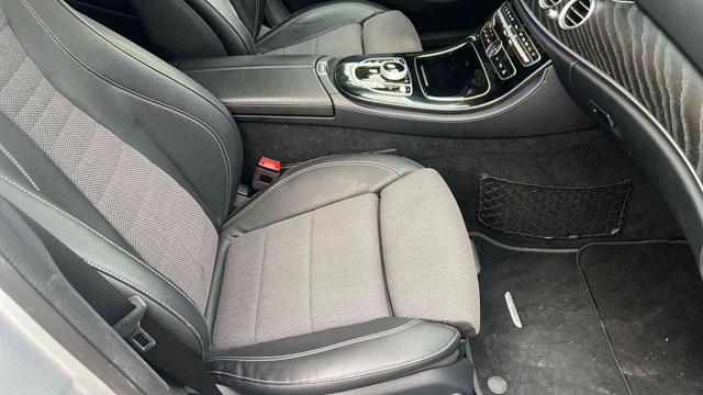 MERCEDES-BENZ E 220 usata, con Servosterzo