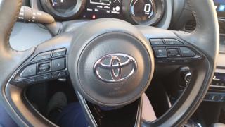 TOYOTA Yaris usata, con Bracciolo