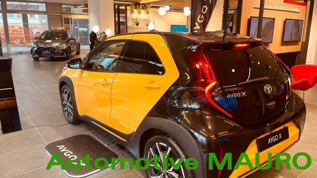 TOYOTA Aygo X usata, con Autoradio