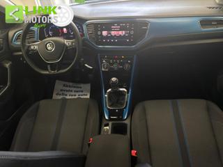 VOLKSWAGEN T-Roc usata, con Sensori di parcheggio anteriori
