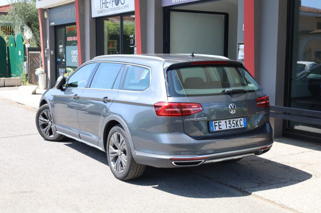 VOLKSWAGEN Passat Alltrack usata 105
