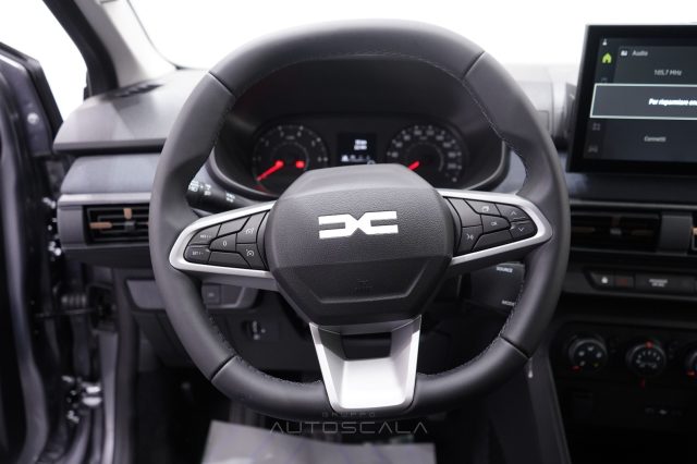 DACIA Sandero usata, con USB