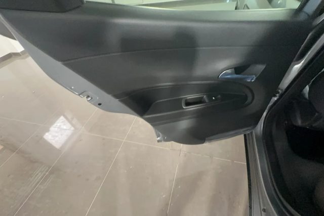 ALFA ROMEO Junior usata, con Park Distance Control