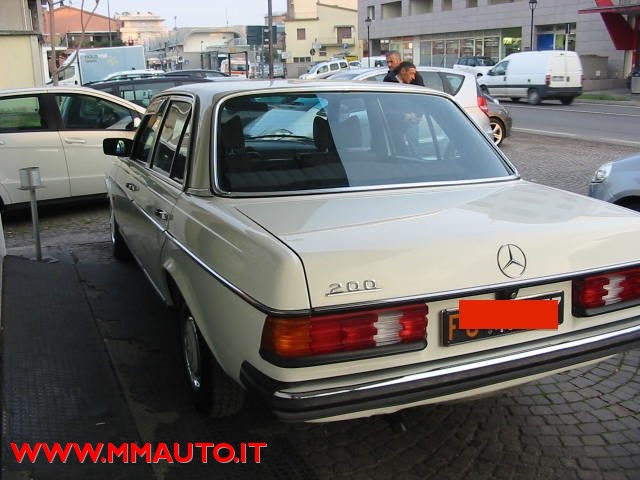 MERCEDES-BENZ 200 usata 7