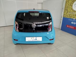 VOLKSWAGEN up! usata, con Autoradio
