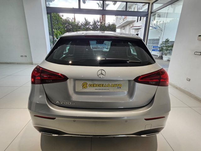 MERCEDES-BENZ A 200 usata, con Boardcomputer