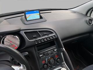 PEUGEOT 3008 usata, con Climatizzatore