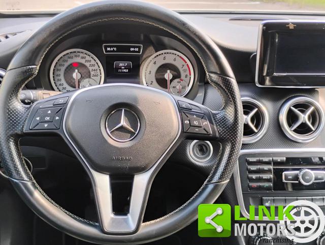 MERCEDES-BENZ A 180 usata, con Fari LED
