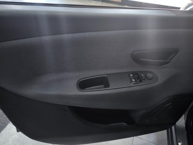LANCIA Ypsilon usata, con ESP