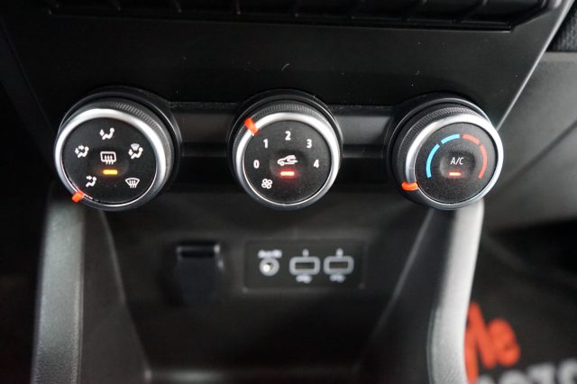 RENAULT Clio usata, con Servosterzo