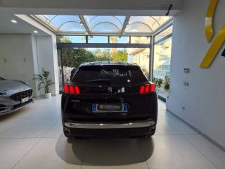 PEUGEOT 3008 usata, con Fari Xenon