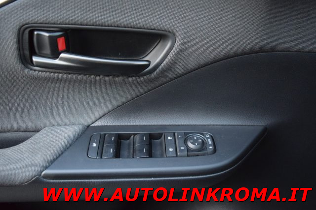 TOYOTA C-HR usata, con Sistema di navigazione