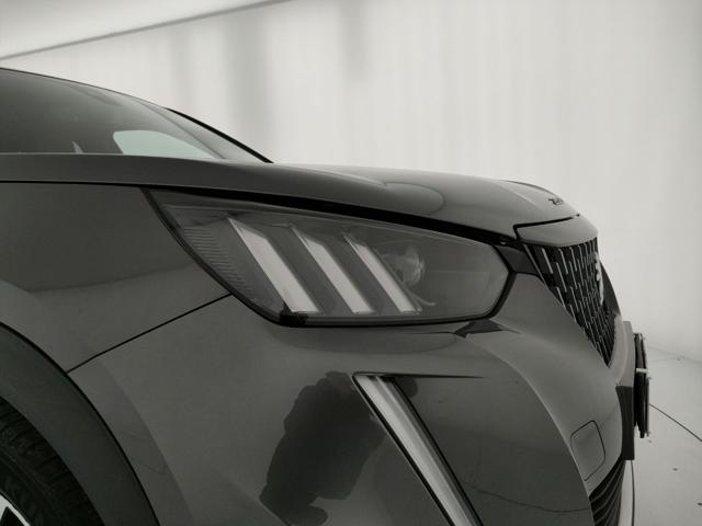 PEUGEOT 2008 usata, con Airbag