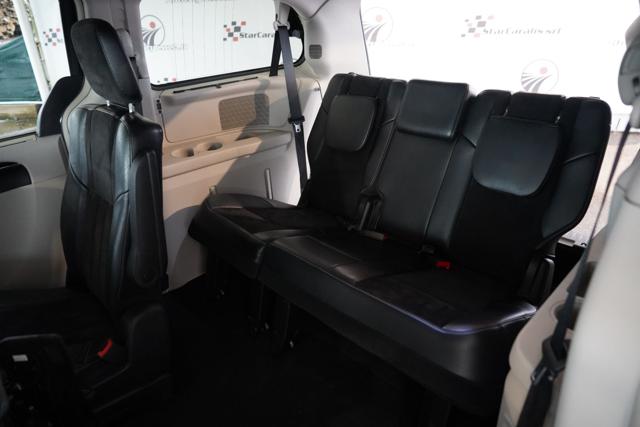 LANCIA Voyager usata, con Fari Xenon