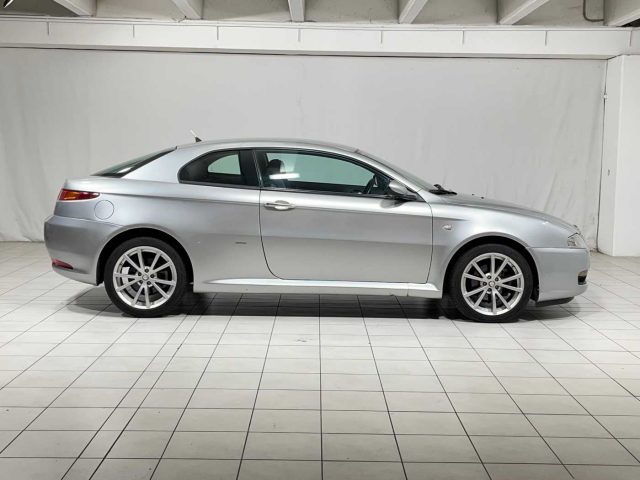 ALFA ROMEO GT usata, con Cerchi in lega