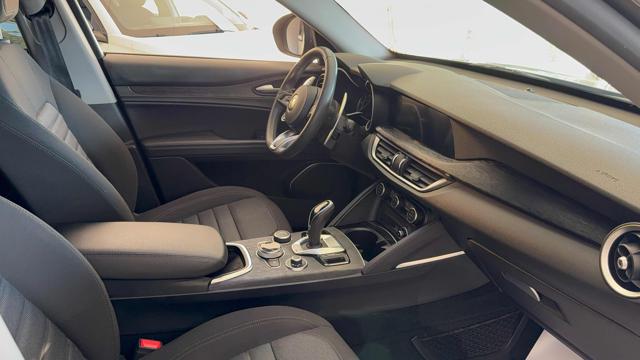 ALFA ROMEO Stelvio usata, con Airbag laterali
