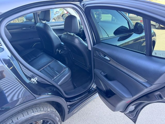 ALFA ROMEO Stelvio usata, con Interni in pelle