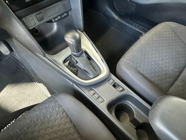 TOYOTA Yaris Cross usata, con Specchietti laterali elettrici