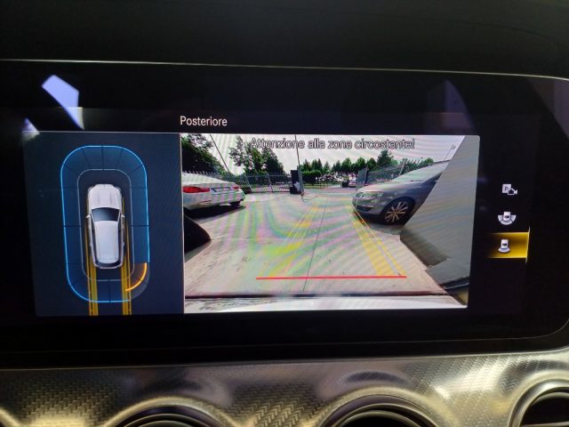 MERCEDES-BENZ E 300 usata, con Climatizzatore