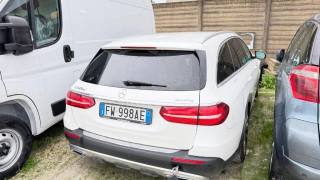 MERCEDES-BENZ E 220 usata, con Airbag Passeggero