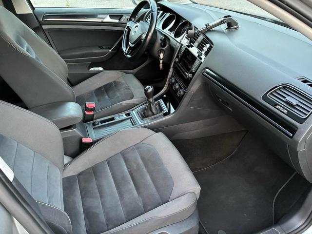 VOLKSWAGEN Golf usata, con Controllo trazione