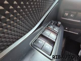 TOYOTA C-HR usata, con USB