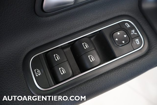 MERCEDES-BENZ A 180 usata, con Boardcomputer
