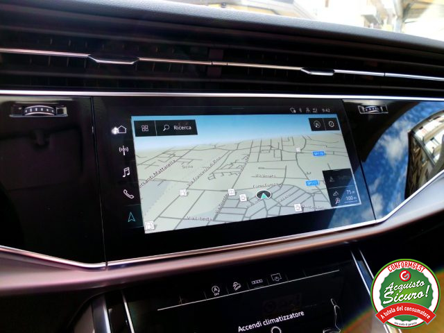 AUDI Q8 usata, con Regolazione elettrica sedili